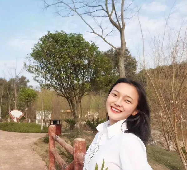 陈薇薇简介及个人资料