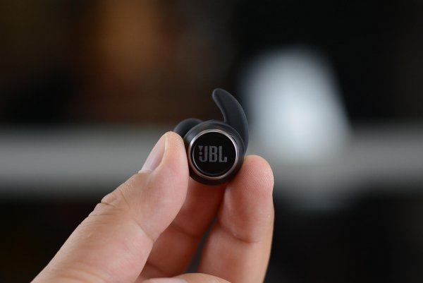 jbl是哪个国家的品牌