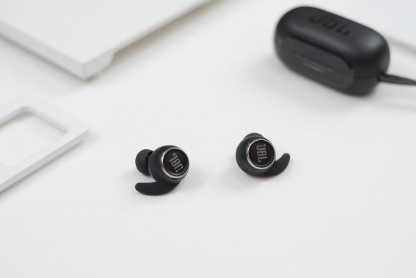 jbl是哪个国家的品牌