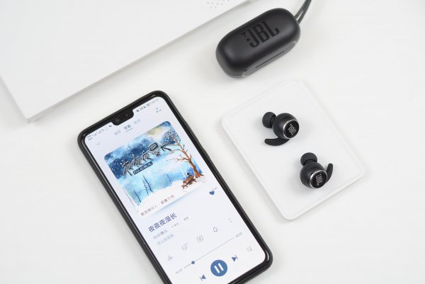 jbl是哪个国家的品牌