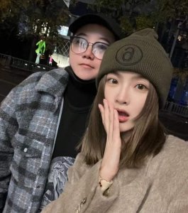 冷帽怎么戴好看图片 女生选择适合的冷帽为搭配增添色彩