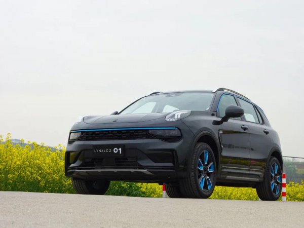 离地间隙200以上的suv