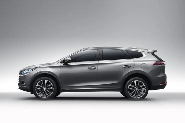 离地间隙200以上的suv