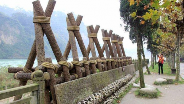 都江堰详细介绍