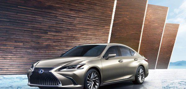 雷克萨斯是哪个国家的品牌