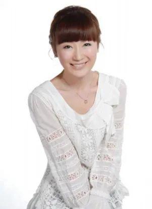 代乐乐的个人资料简介