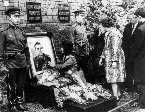 苏联登月第一人为什么没回来