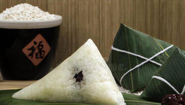 首个非物质文化遗产的传统节日