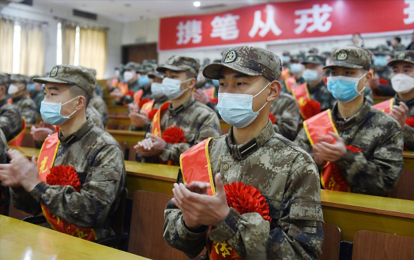 在校大学生千万别去当兵真的吗