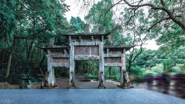 张飞的主要事迹和性格特点概括