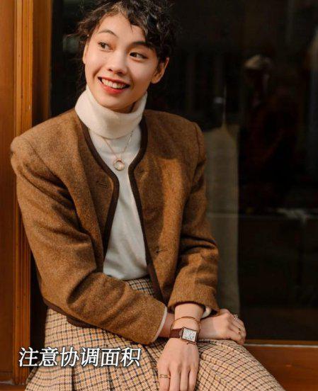 女人戴手表戴哪只手比较好