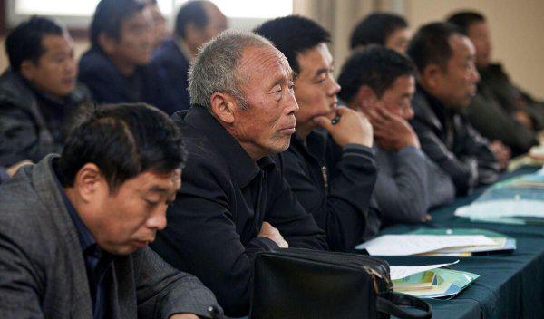 村支书几年换届一次