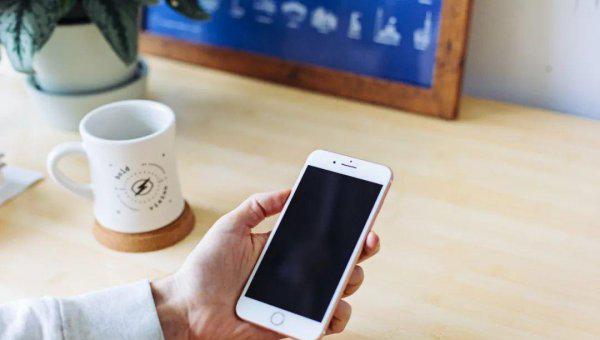 苹果手机闪屏是怎么回事如何解决