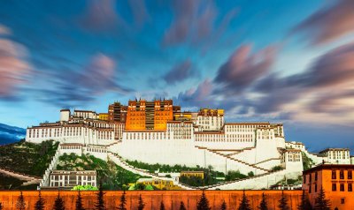 关于西藏布达拉宫详细资料 中国布达拉宫历史文化及简介