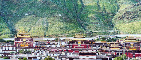 关于西藏布达拉宫详细资料