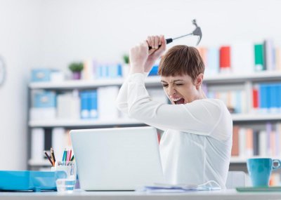 电脑太卡了如何让电脑变得流畅 怎么解决电脑开机卡顿