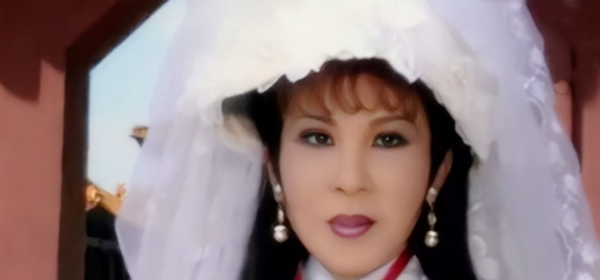 杨钧钧的个人资料及家世