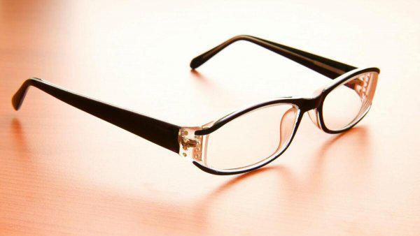 变色眼镜的优缺点有什么