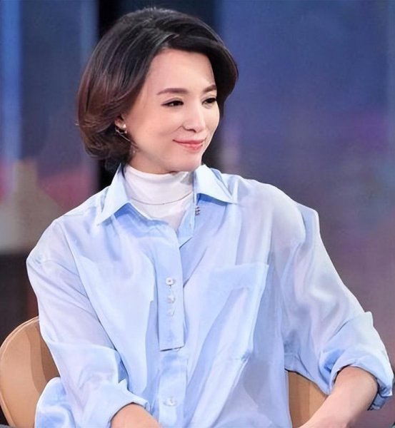 董卿真实学历是毕业于哪所大学