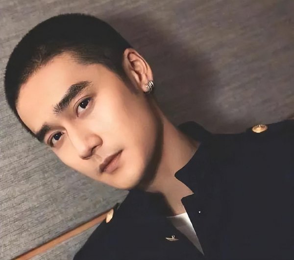 蒋劲夫现状如何隐婚生子了吗