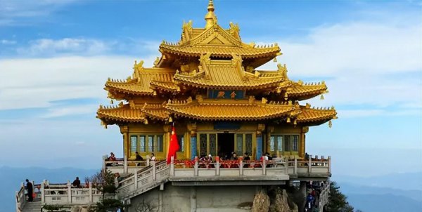 老君山海拔最高多少米