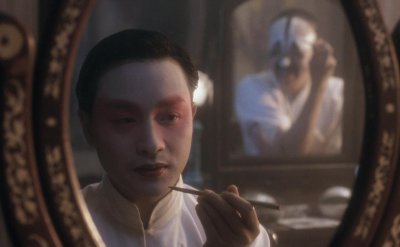 霸王别姬告诉了我们什么道理 霸王别姬主要讲的寓意内容