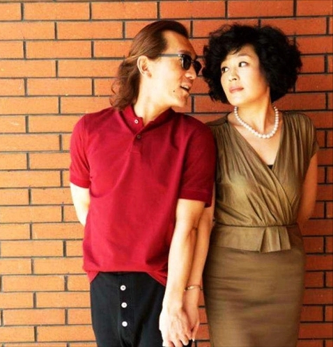 主持人李咏简介