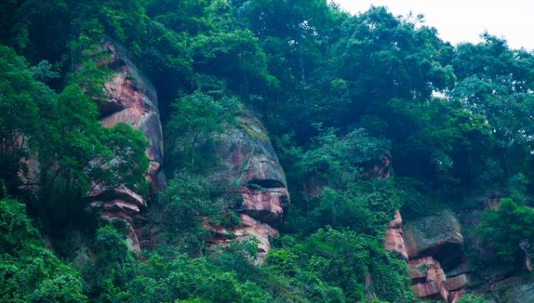 中国丹霞地貌在哪里