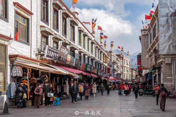 拉萨的海拔是多少米