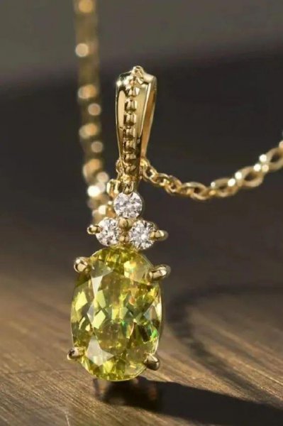 榍石是什么宝石