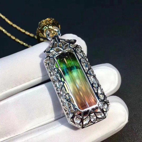 榍石是什么宝石