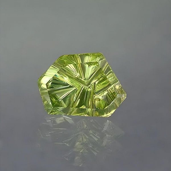 榍石是什么宝石