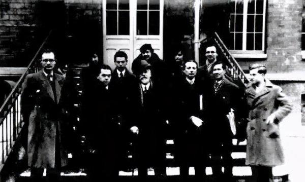 人民音乐家之称的是谁