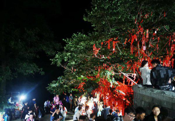 夜爬泰山最佳时间安排