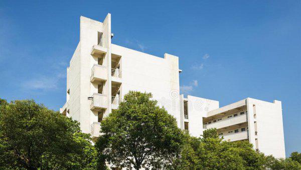 没编制的老师有出路吗