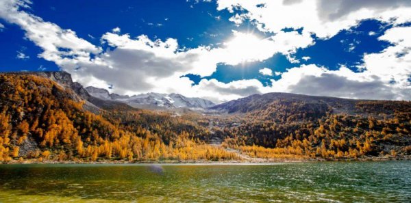 四川稻城亚丁几月份去合适