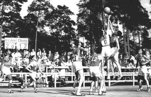 篮球的发明者是谁