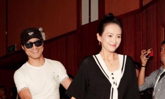 汪峰比章子怡大多少