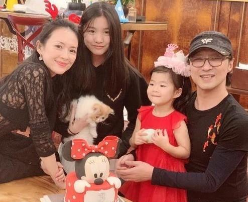 汪峰比章子怡大多少