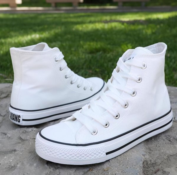 鞋子被晒黄了怎么变白