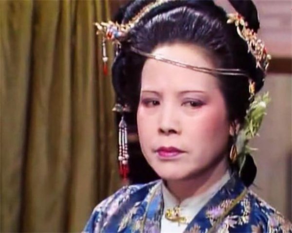 贾惜春到底是谁的女儿