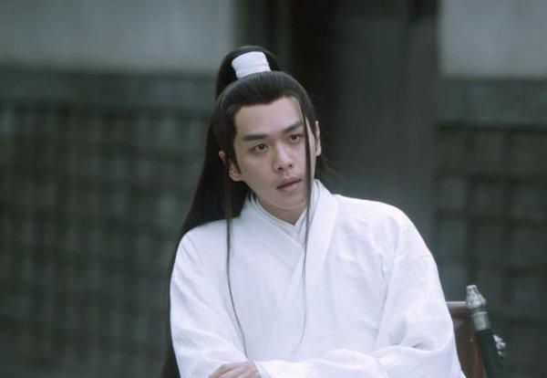 黄龙士是不是穿越的