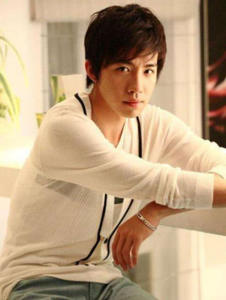 俞灏明个人简介和资料