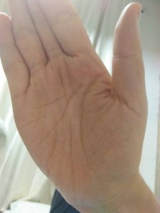 事业线是啥意思 玉柱直冲天富寿两不迁表达了什么意思