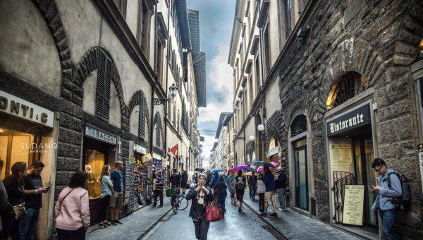 佛罗伦萨在哪个国家的地方