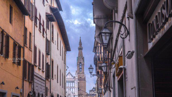 佛罗伦萨在哪个国家的地方