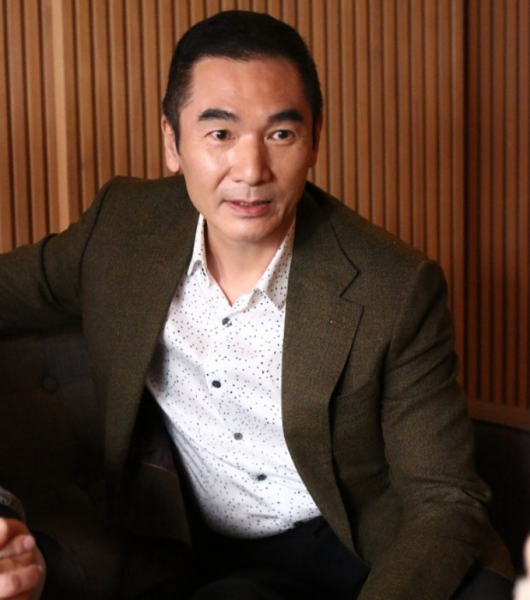 方中信的个人资料简介