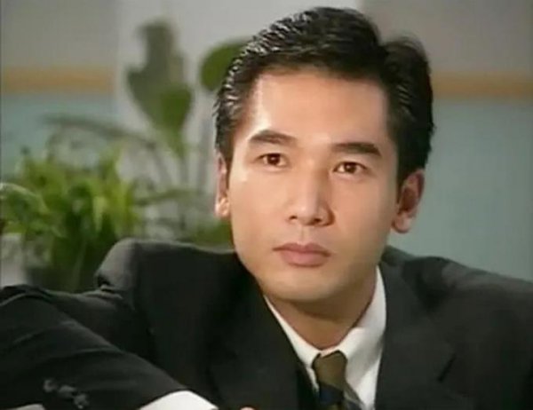 方中信的个人资料简介