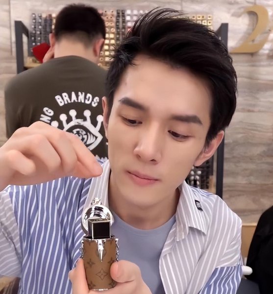 李嘉琪怎么没有直播