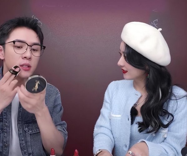 李嘉琪怎么没有直播